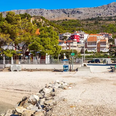 Beach 1 * Podstrana