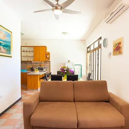 Beach 1 Apartmán